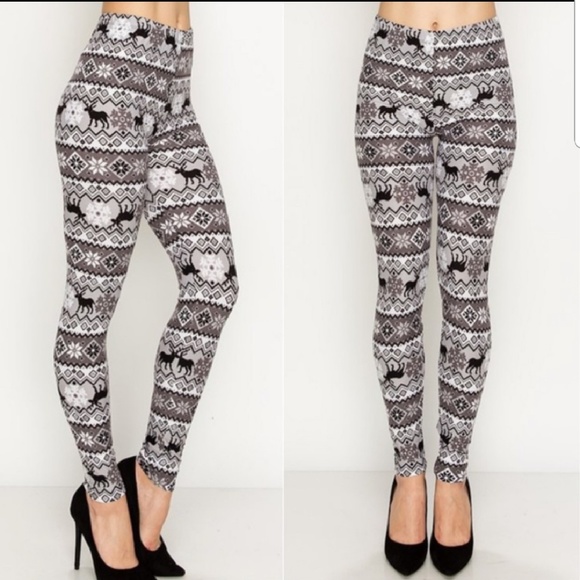 COZY HOLIDAY LEGGINGS - Picture 3 of 4